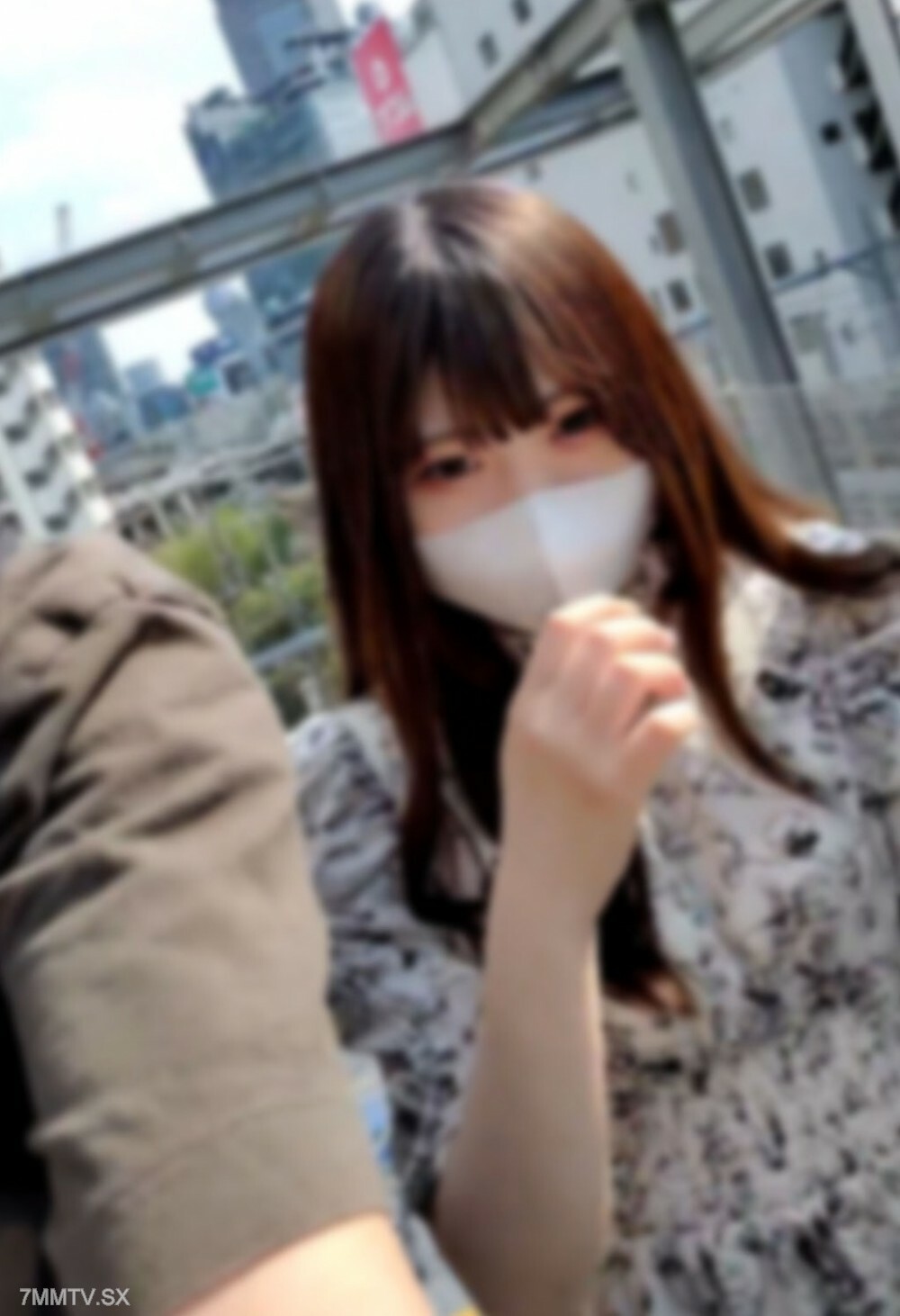 FC2-PPV-3745440 “我是一家之主，我的学费是……”一名18岁的白皮肤女子，一副第一次P活动的样子，心情紧张。不肯充当法律挡箭牌的无知女人，充满了阻碍和射精。 。