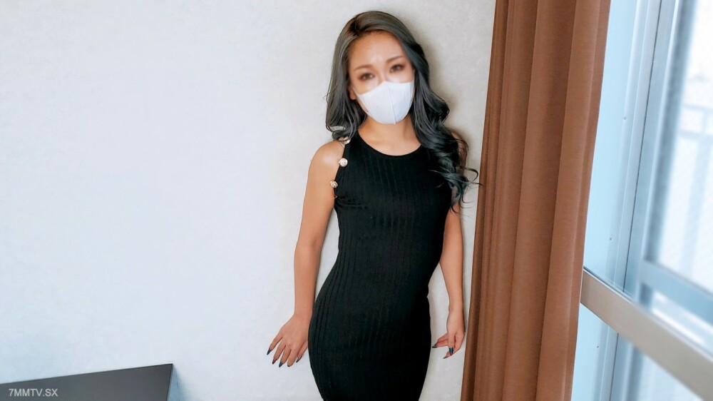 FC2-PPV-4434750 以一种贪婪又热情的方式出现！
