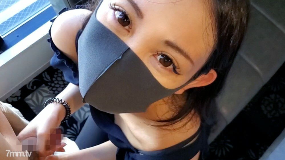 FC2-PPV-1951099 第一枪！ !!数量有限！与 Bikunbikun cums 的具有出色敏感性的角质整洁干净美女两次中出！ !! （故事片）