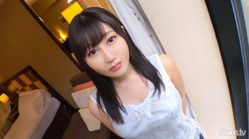 SIRO-3821 【第一弹】网络AV应用 → AV体验拍摄971 用智能手机看调皮的漫画就来了 ♪ 害羞的同时，还是炫耀自己丰满的身材！我不是很擅长做爱，但我会尽力去感受它♪♪