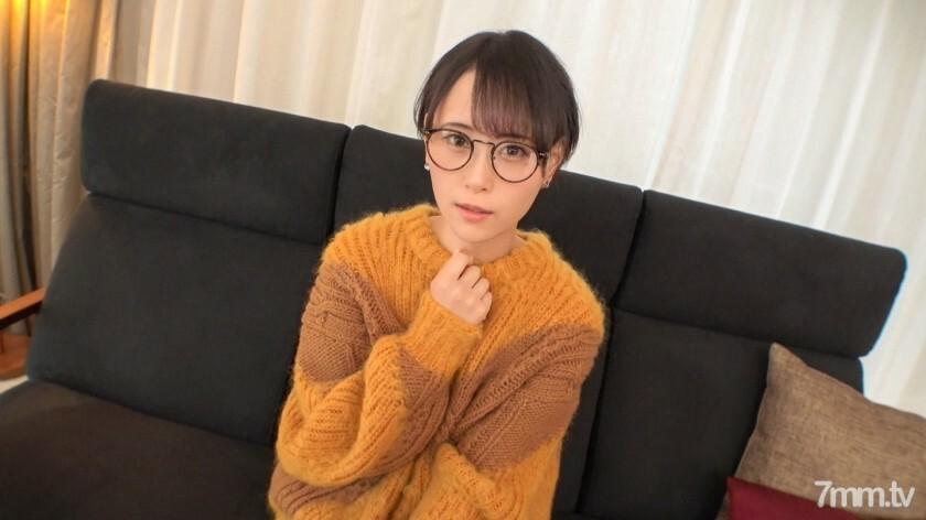 SIRO-4712 【第一枪】【天真美白】【好奇早熟娘】只有一个经验者的介绍眼镜少女登场。追梦演员蛋蛋在镜头前暴露本能..网上AV应用→AV体验拍摄1693