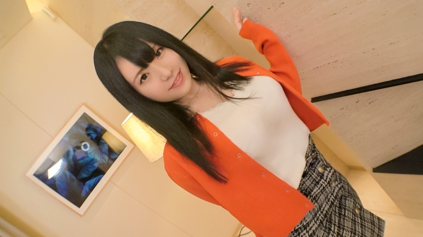 SIRO-4846 【安静的毛茸茸的女孩】【其实闷闷不乐】从不见面不出门的安静的室内女孩，实际上是闷闷不乐的用振动器自慰。应用业余，第一次 AV 拍摄 297