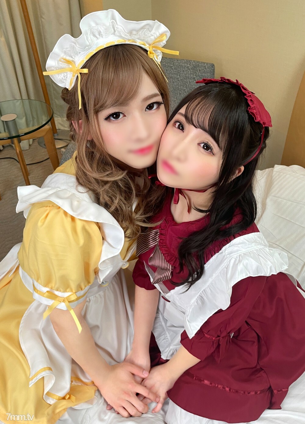FC2-PPV-3024763 * 限定价格【跨女性层 x 美女/小/女性层】可爱的脸蛋和被甜蜜摸索而痛苦地晕倒的恶魔女仆♡作为回报，一个射液活塞会一直刺到她的脸露出来[个人射击]
