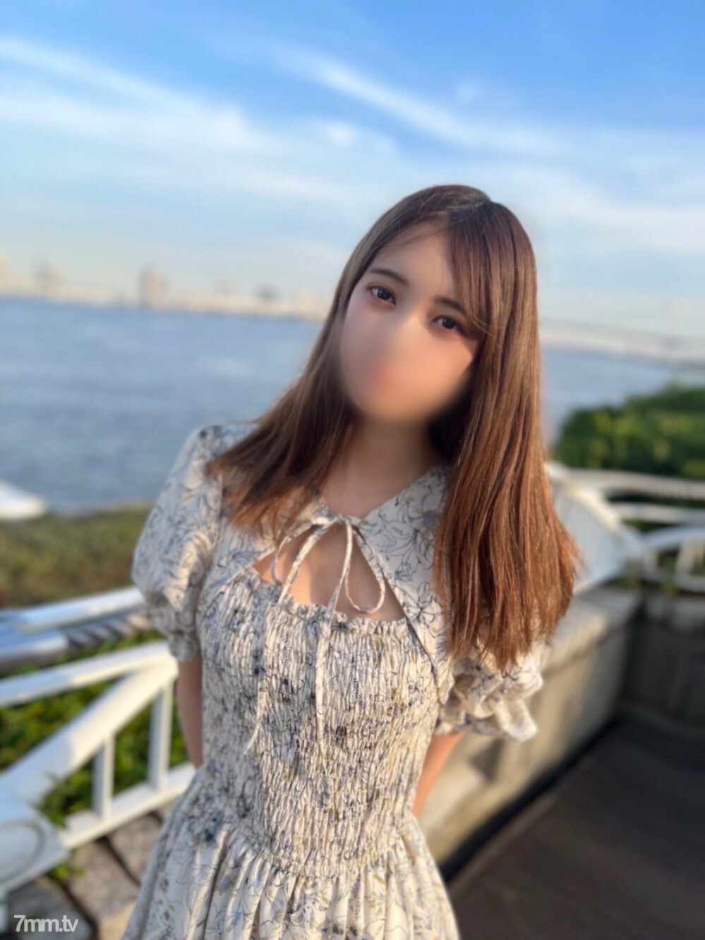FC2-PPV-3091929 【超绝☆潮吹】【全貌】19岁还年轻的整洁女大学生的成人日。毛茸茸的敏感猫大量喷出无法停止。