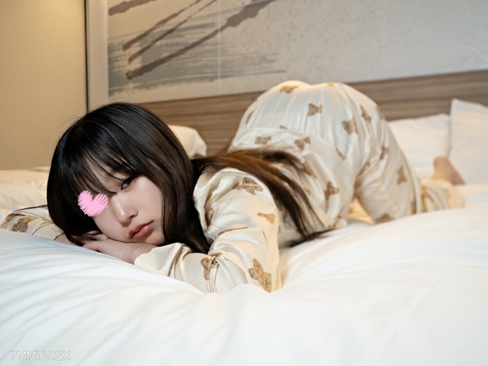 FC2-PPV-3199782 [Pajamas Monashi] Pyjamas de Oma♥ 18岁真实少女♥ 上角指法情色满满♥ 气喘吁吁的声音太可爱了感觉快要过瘾了
